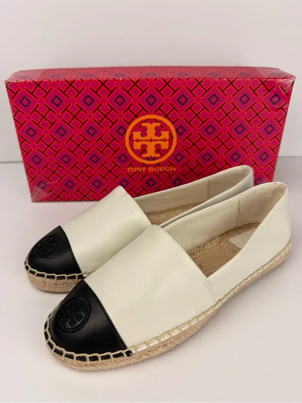 Tory Burch Colorblock Flat Espadrille Nappa Leather Shoes New Ivory/Black 5.5